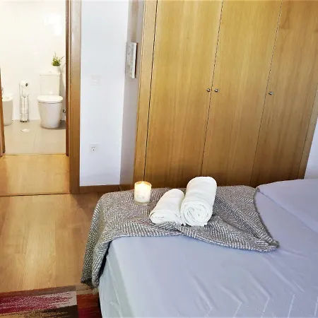 Modern 2br New & Fully Equipped - Myramar Sauce I Apartment